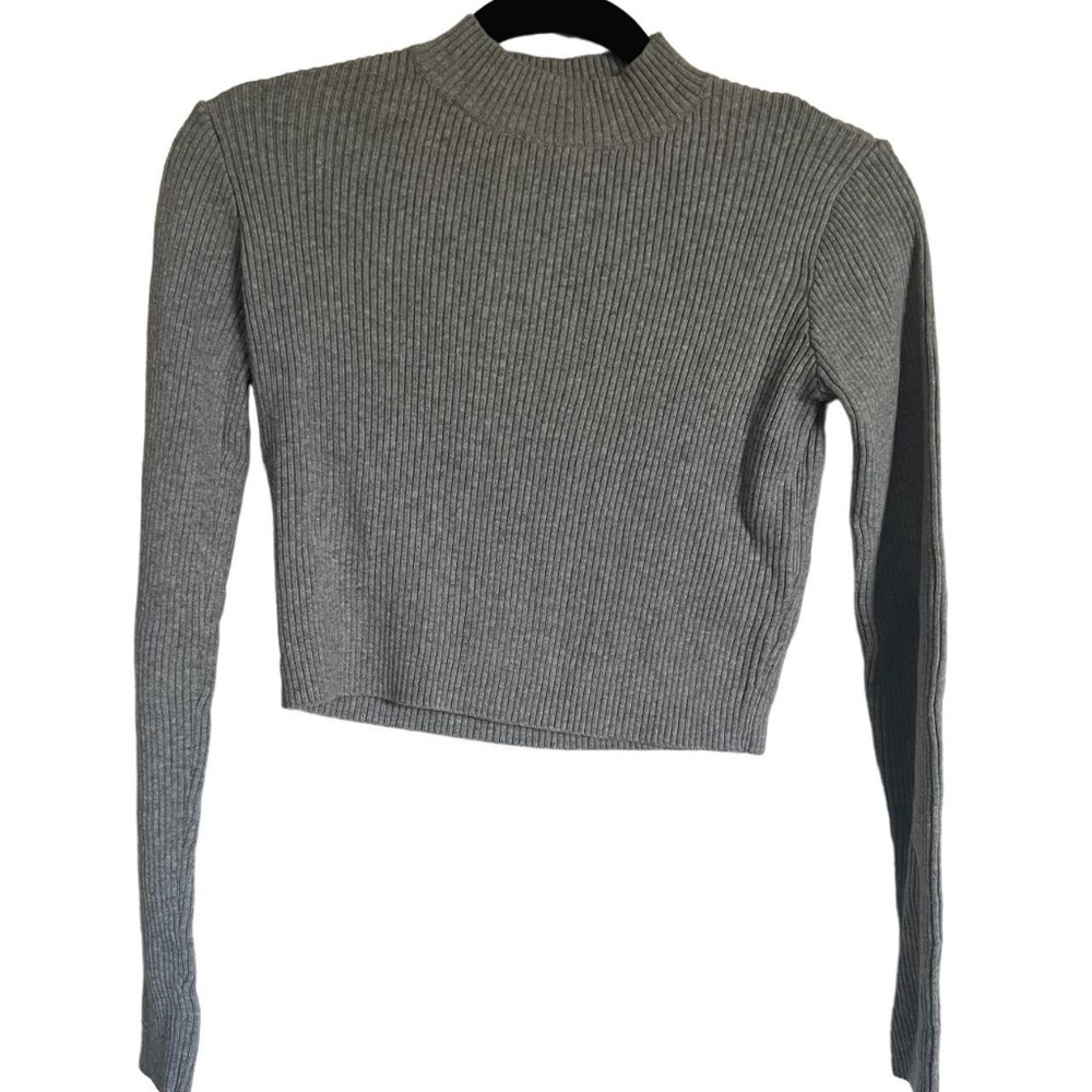 Brandy Melville light grey mock neck cropped ribbed sweater